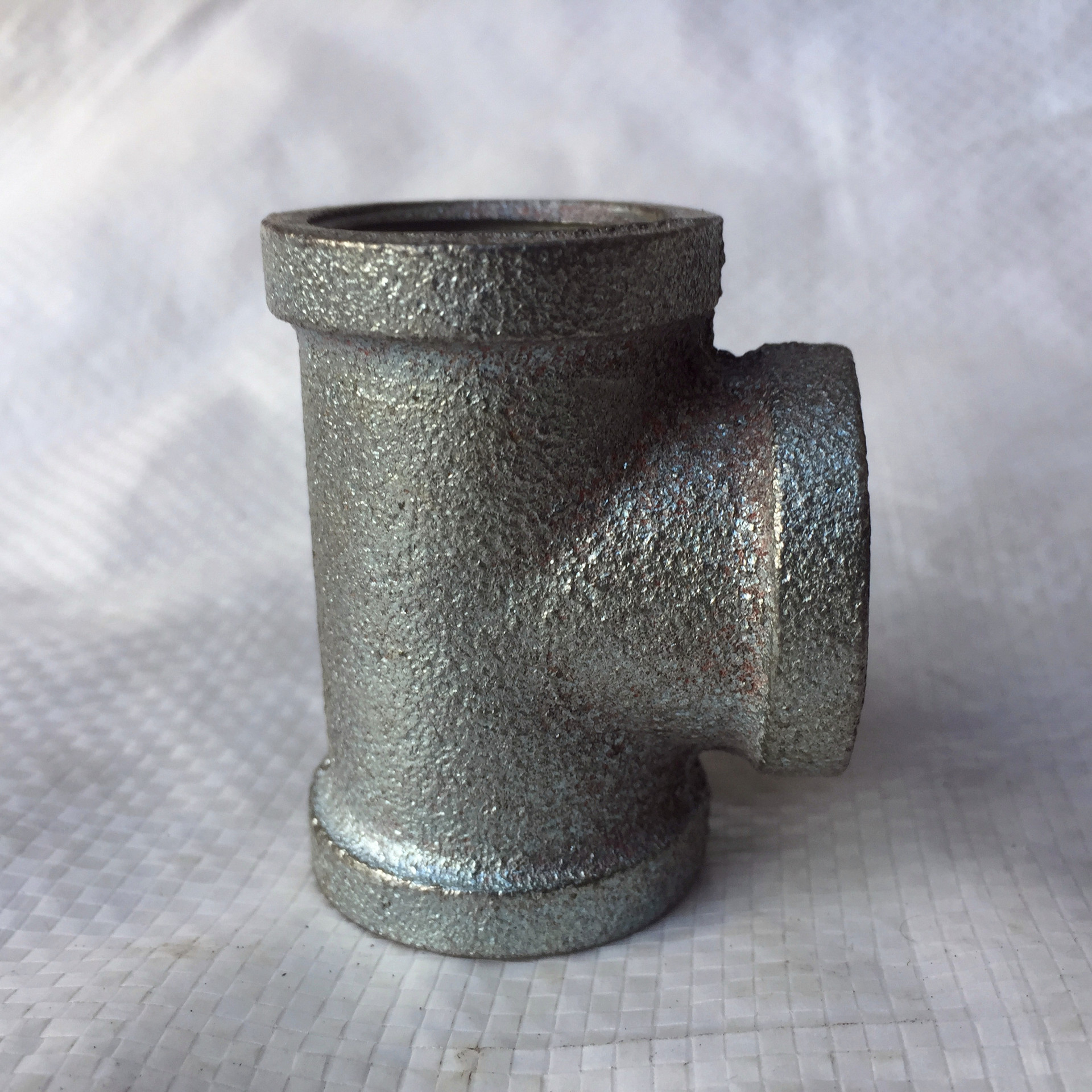 dn20冷镀锌 架子管件水暖用配件 水暖管件镀锌玛钢管件丝接三通