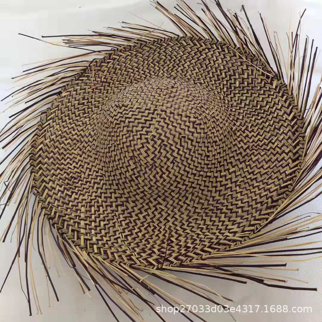 供应三门产地纯手工编织蒲草帽胚 平编压一咸草三棱草帽坯