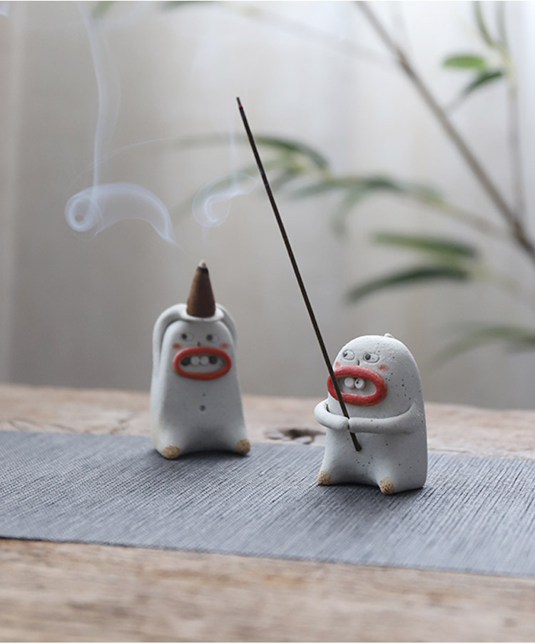 陶瓷手工牙齿小人香插 创意陶艺茶宠家居摆件 陶泥盖置 塔香香座