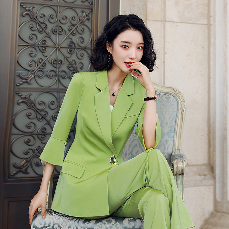 绿色西装外套女中袖春秋韩版时尚气质英伦风七分袖职业小西服套装