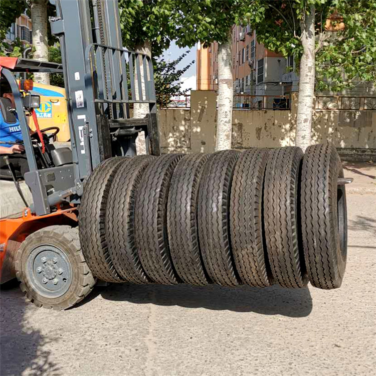 双驼卡车斜交轮胎900-20 货车 9.00-20 货车轮胎教练车r686