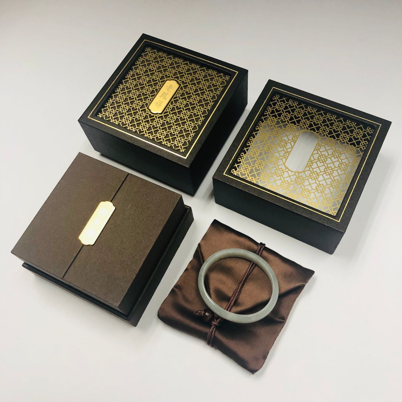 抖音爆款古法金传承手镯盒 高档吊坠首饰包装盒现货订 做厂价批发