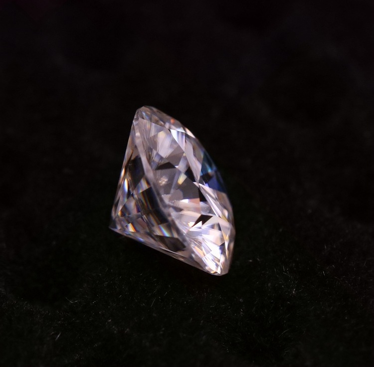 莫桑钻3ex切工八心八箭圆形d色 1-3克拉莫桑石裸石 可媲美钻石