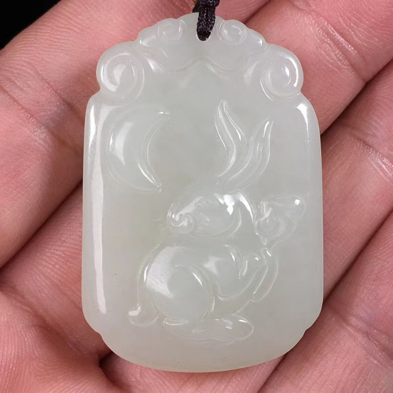 和田玉十二生肖兔吊坠男女款玉石吉祥物玉兔挂件送证书