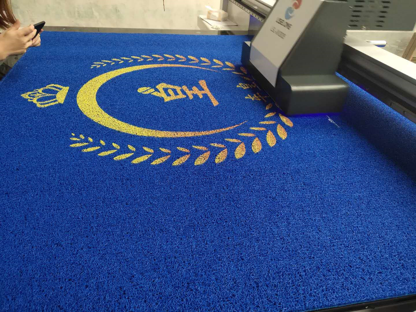 地毯定制logo塑料喷绘地毯大型户外广告地毯pvc丝圈防滑迎宾地垫