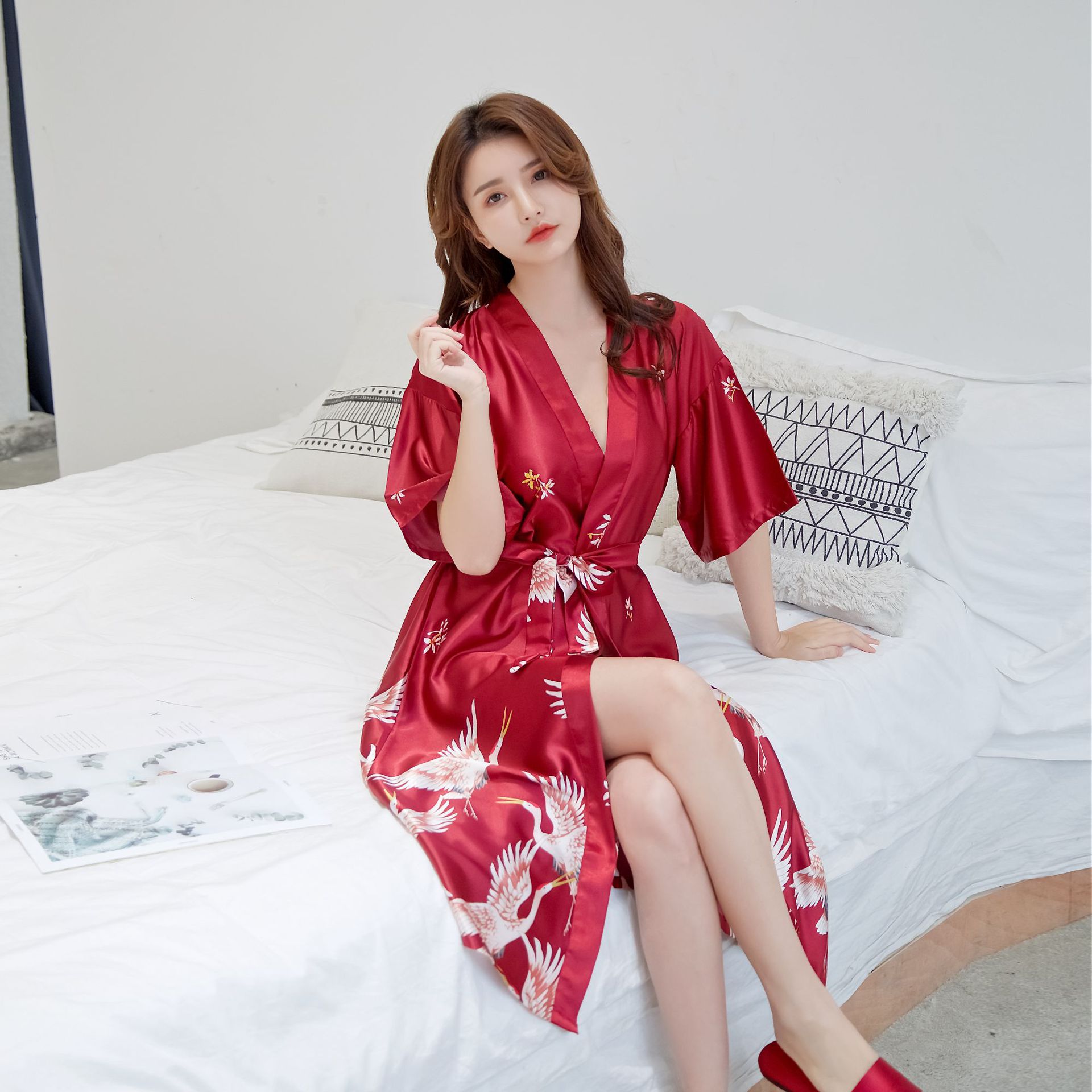 仿真丝睡袍女 伴娘婚礼仙鹤刺绣睡衣 新娘晨袍宽松大码浴袍家居服