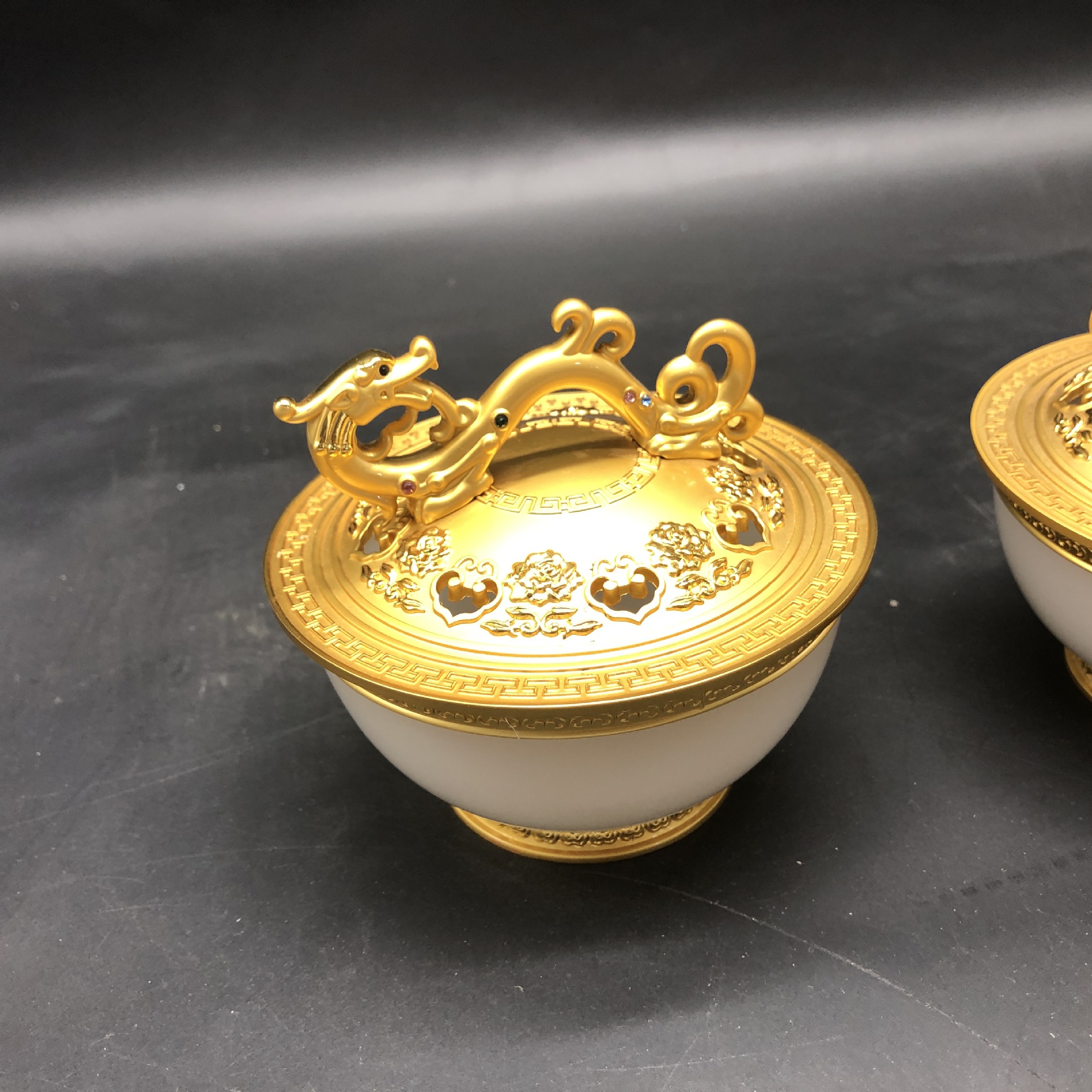 一手货源白玉龙凤呈祥玉碗金镶玉珐琅工艺镶嵌时尚摆件结婚礼品