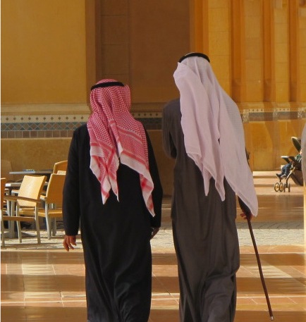 穆斯林阿拉伯迪拜沙特男士头巾阿联酋旅游方巾速卖通亚马逊amazon