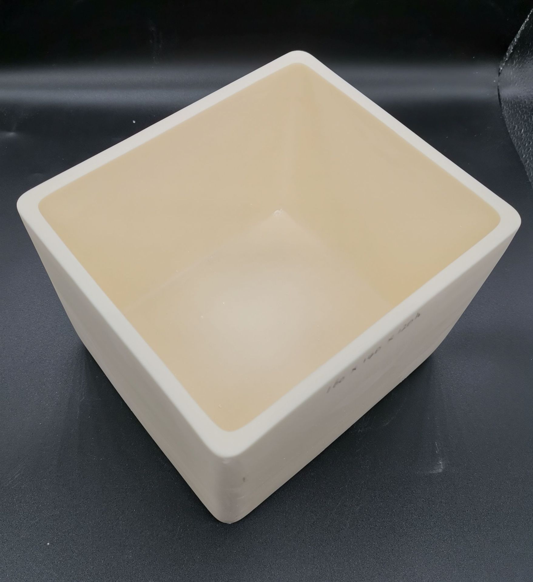 3%氧化铝坩埚刚玉坩埚可定制