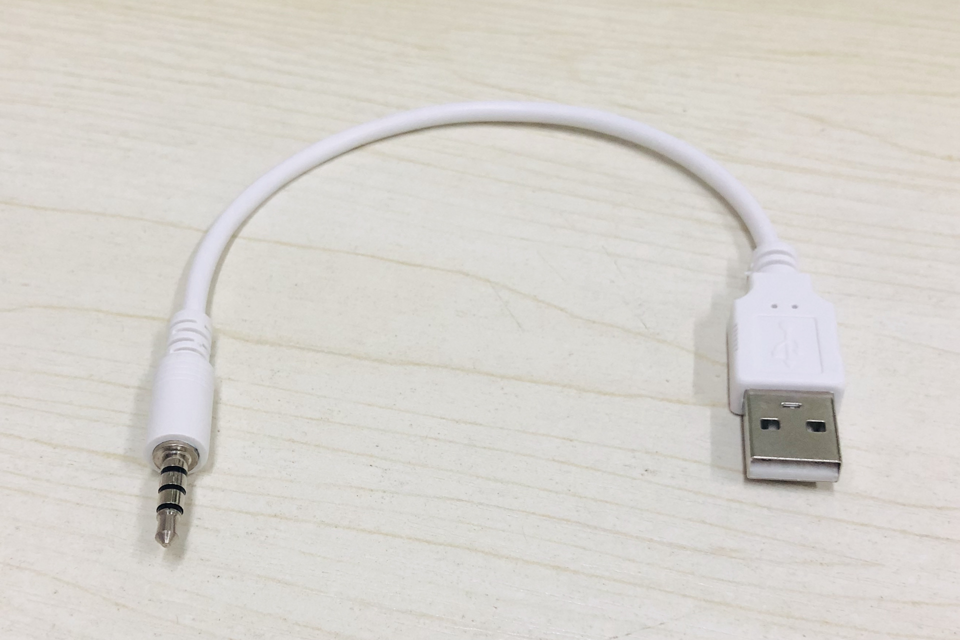 usb转3.5mm公音频转接线适用于苹果夹子充电线mp3数据线批发