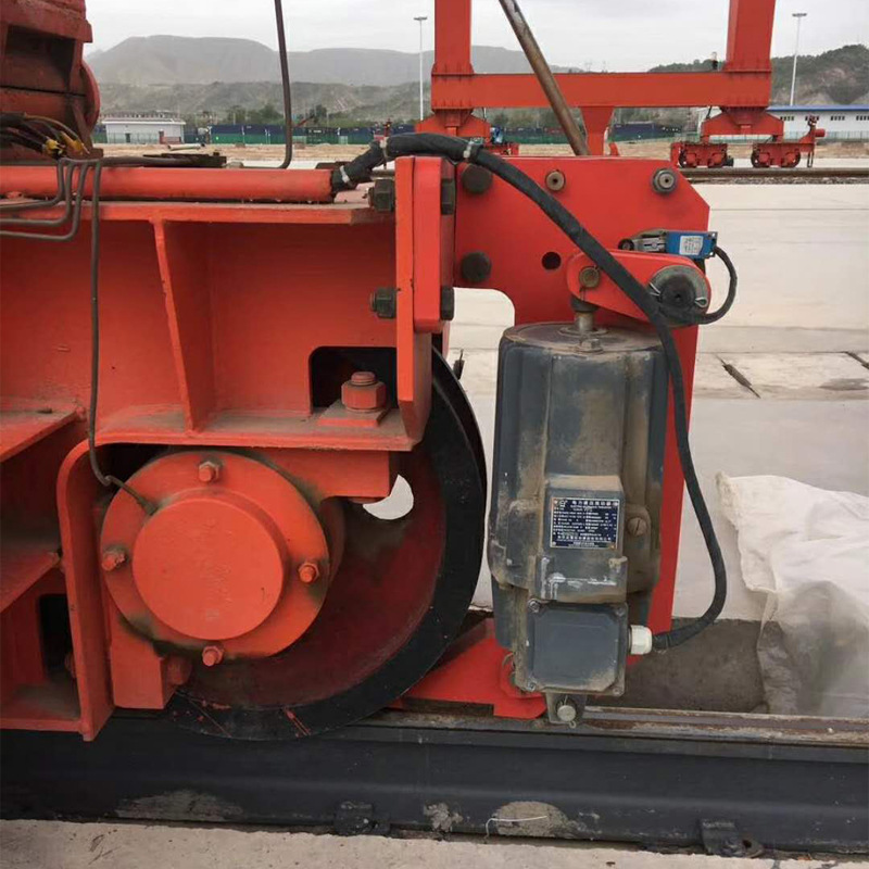 厂家销售航吊液压轨道夹抗风铁鞋楔 龙门吊电动液压夹轨器