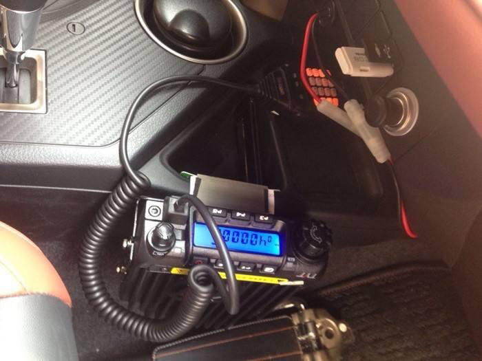 如何安装,使用车载对讲机?