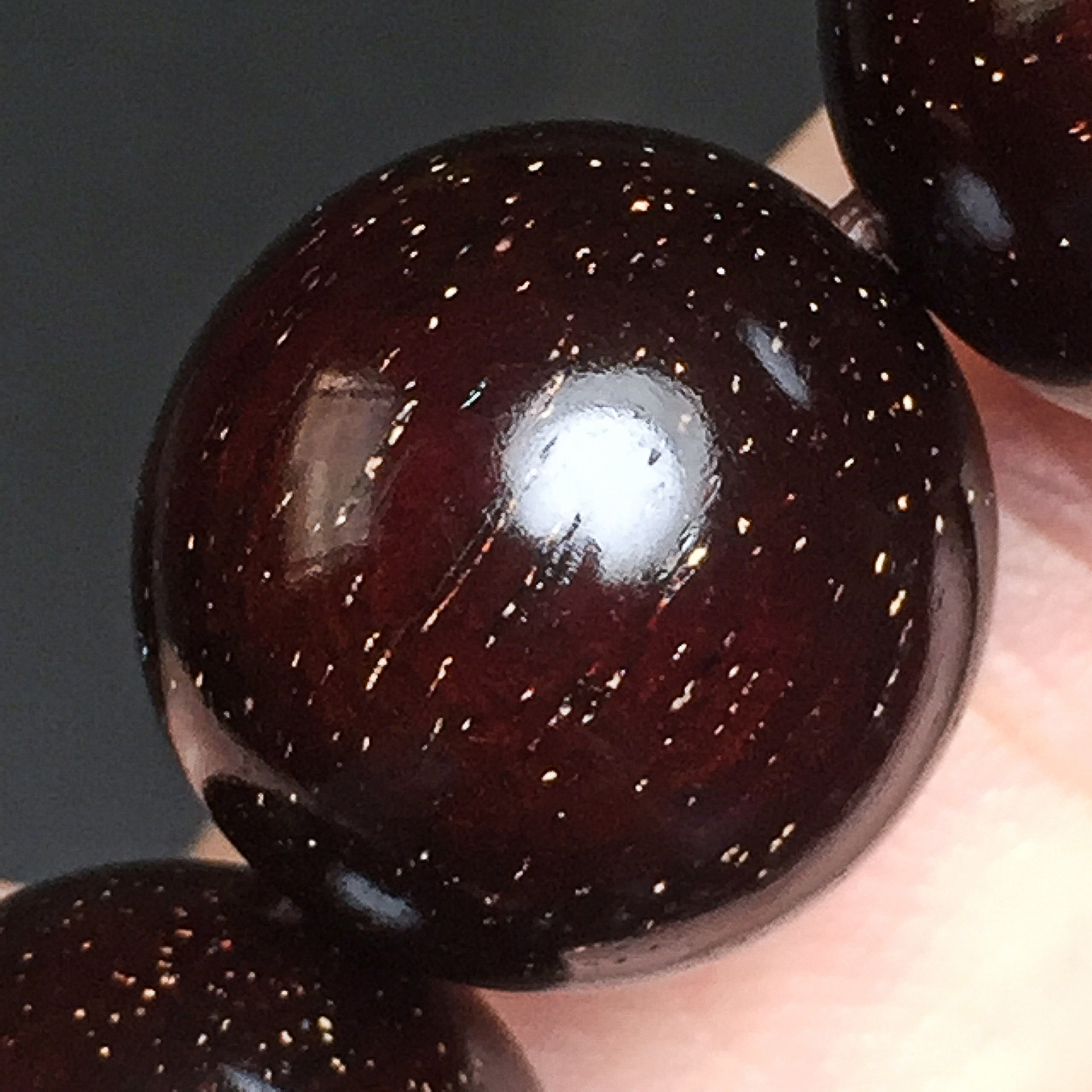批发印度小叶紫檀15mm15颗半面满金星高油密老料包浆紫檀佛珠手串