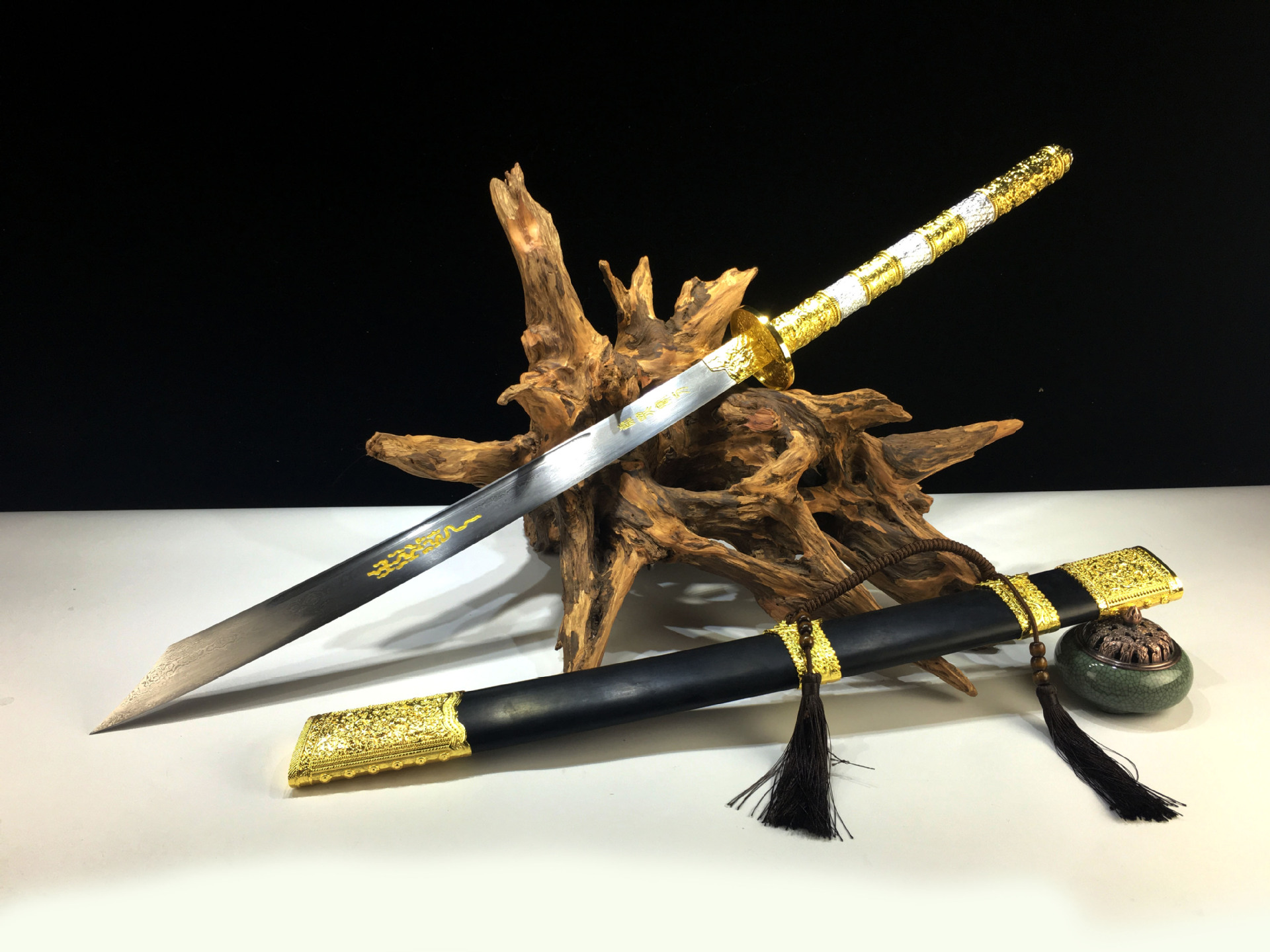 龙泉周匠刀剑康熙战刀宝刀花纹钢绣春刀明清一体长刀武术未开刃