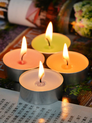 圆形薰衣草香薰蜡烛浪漫香氛心形生日抖音家用小焟烛香味熏香腊烛