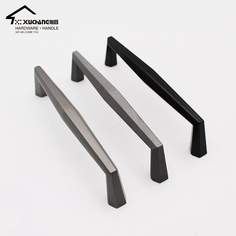 朴实质感衣橱柜抽屉五金拉手力量感应文件柜家具单孔锌合金拉手