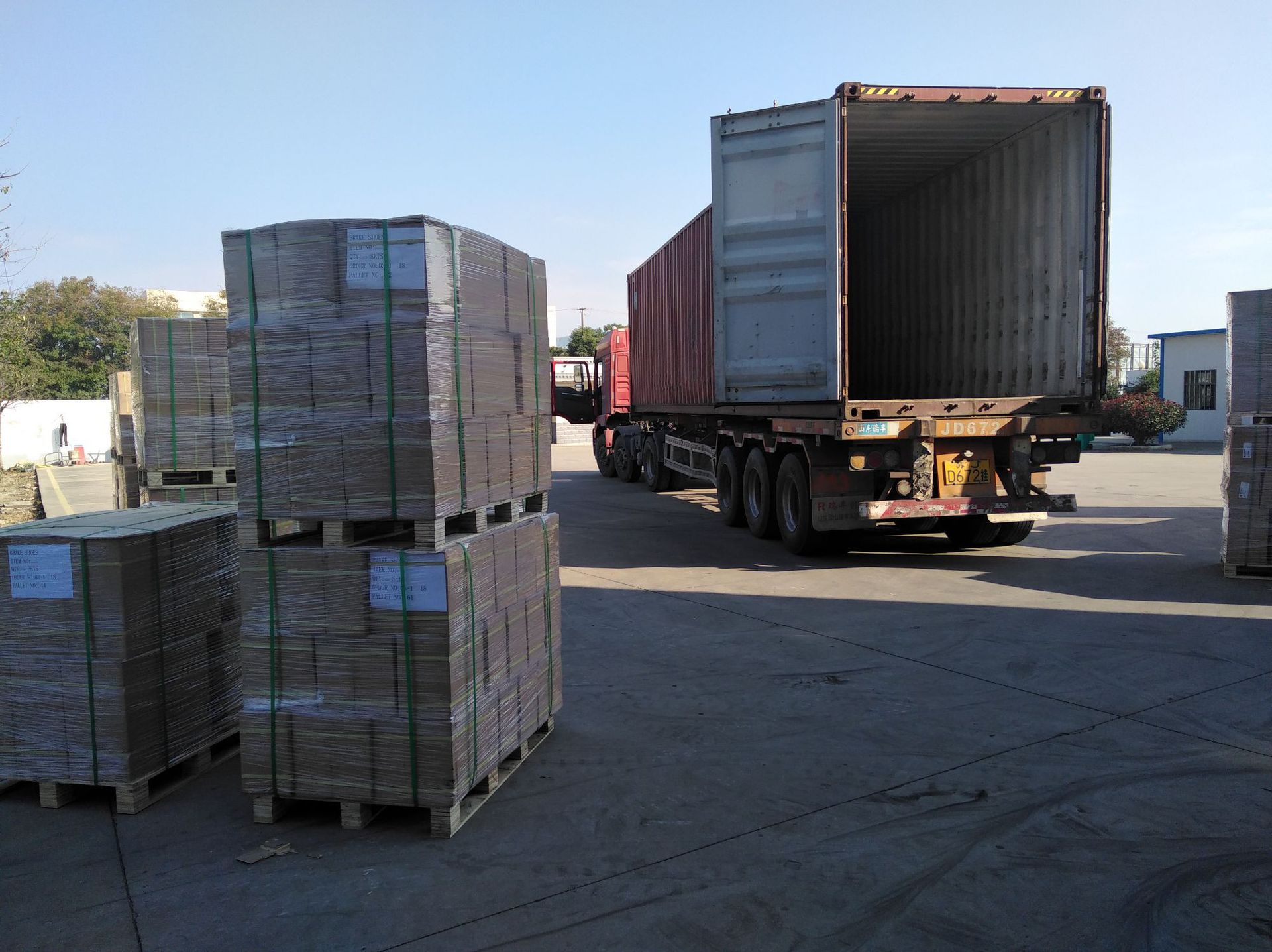 我司仓库展示 集装箱发货照展示 集装箱上门装柜照 集装箱上门装柜照