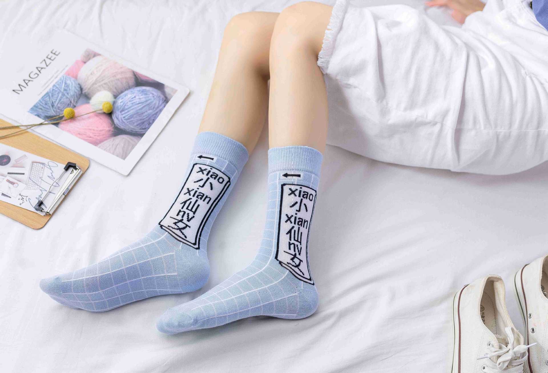 新款袜子百搭粉色系少女袜学院风个性潮袜日系甜美风中筒袜子批发