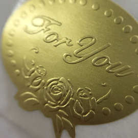 定制凹凸不干胶标签贴纸击凸压纹贴纸哑金亚银色烫金logo印刷