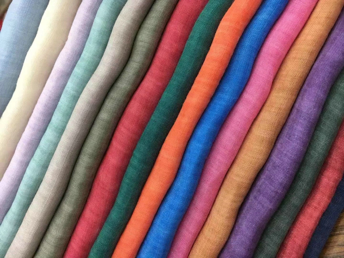 2020新品 天丝麻春夏新款 时尚棉麻面料 薄麻纺织布