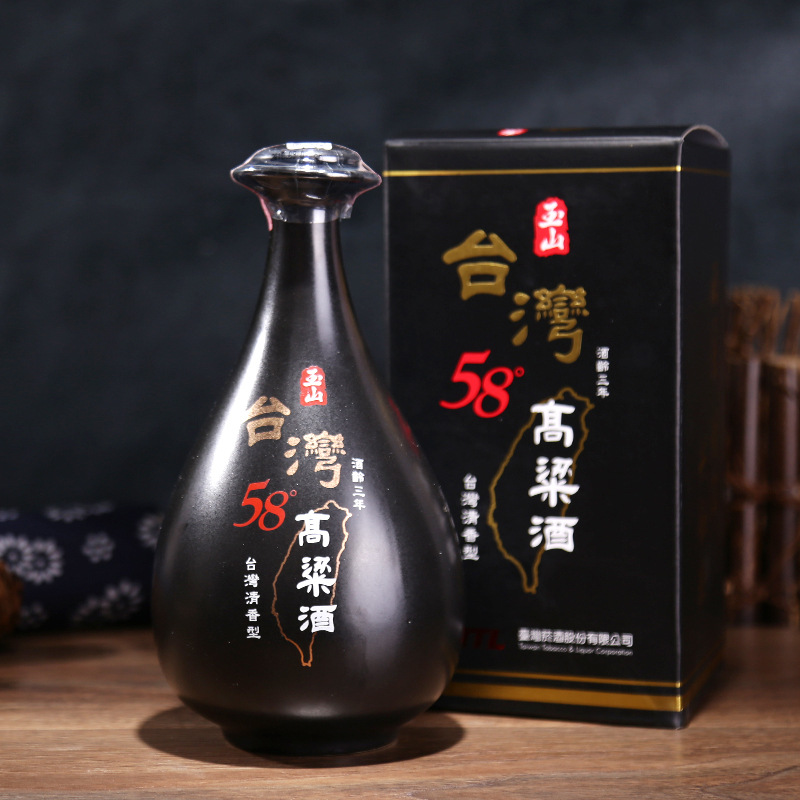 玉山三年高粱酒 台湾白酒 盒装500ml 58度清香型 礼酒