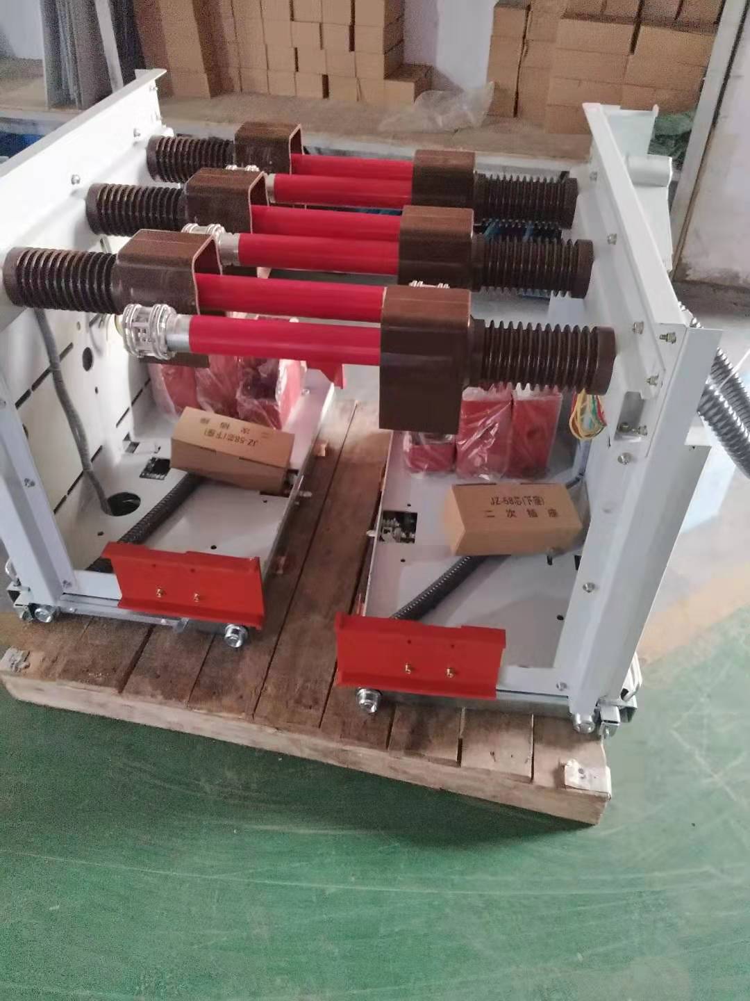 pt中置式隔离手车厂家,价格及详细参数