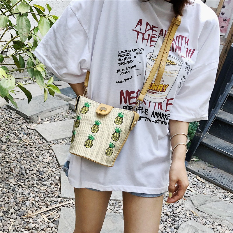 Straw Bag 2019 New Fashion Woven Bucket Beach Shoulder Messenger Bag Korean Fashion Simple Embroidered Pouch