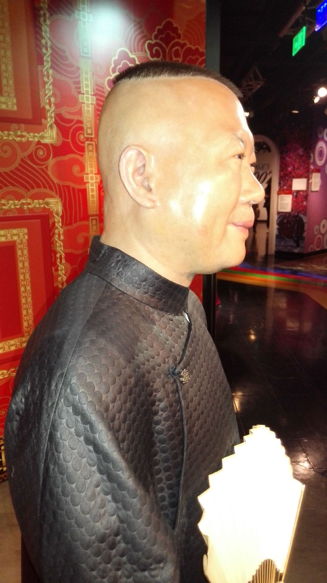 郭德纲艺术装饰雕塑甘肃省蜡像定制真人全身泥塑硅胶人像蜡像馆手