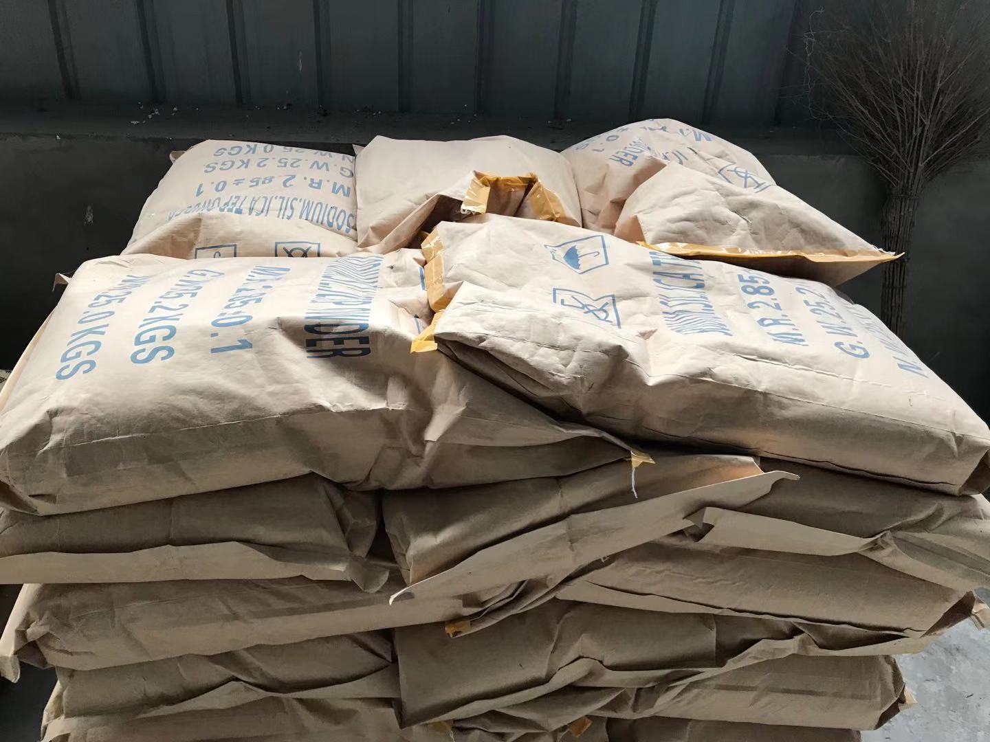 粉状速溶硅酸钠 泡花碱 水玻璃 工业级