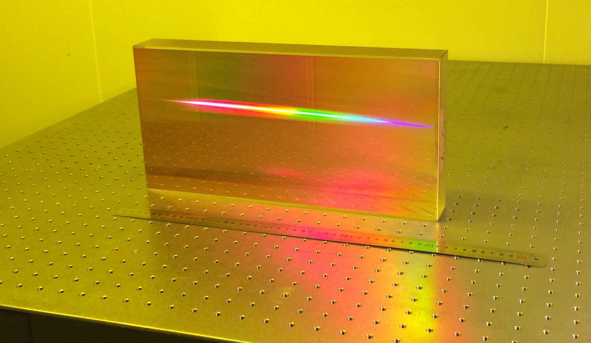 厂家定制光谱仪器成像应用光栅口径200*400衍射效率90%镀金光栅