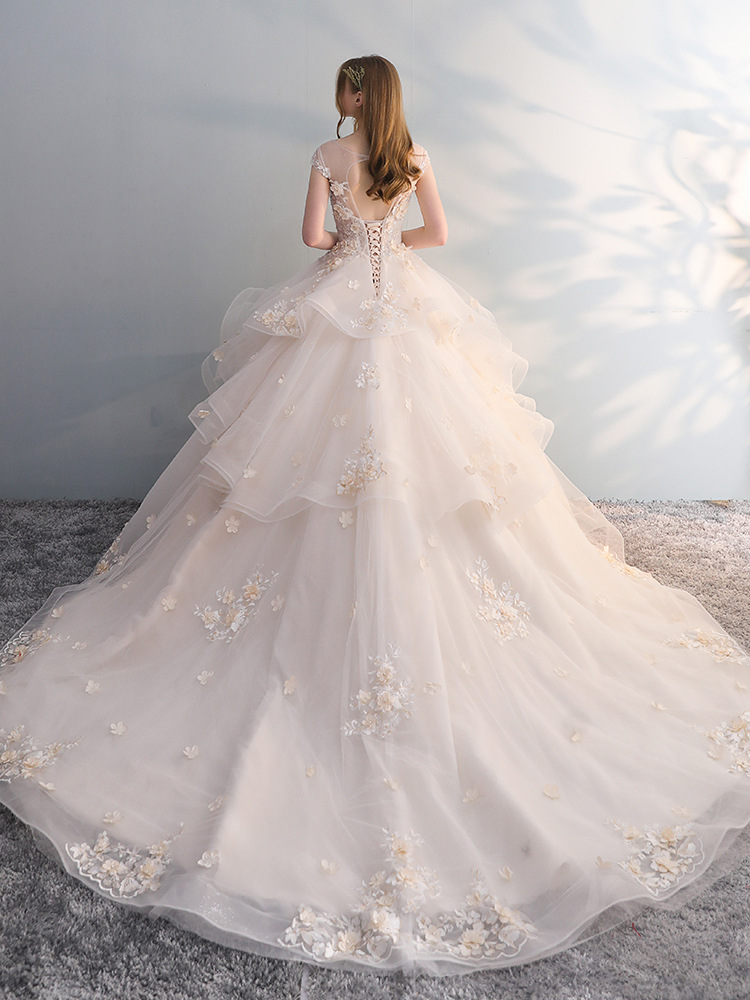 网红抖音同款婚纱森系2019新款礼服一字肩公主梦幻长拖尾新娘宫廷