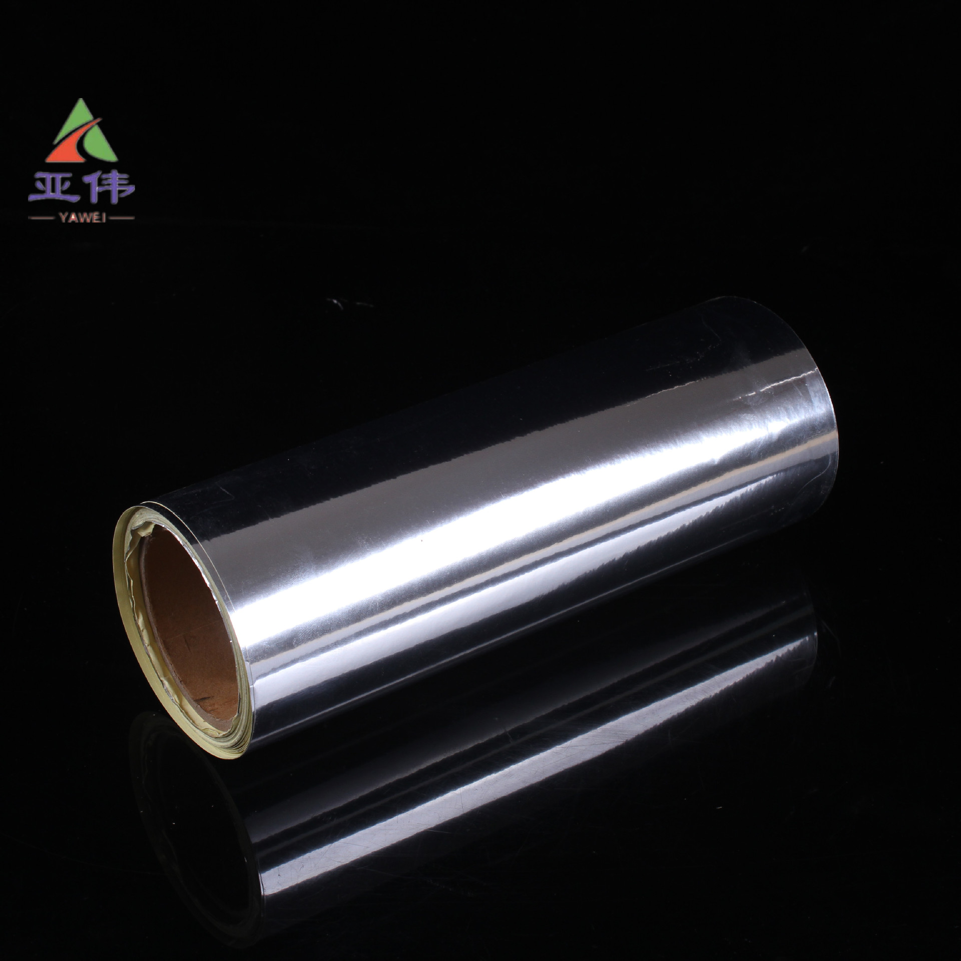 各种厚度的亮面/哑面/透明/彩色/磨沙/环保pvc; 各种厚度的亮白/透明