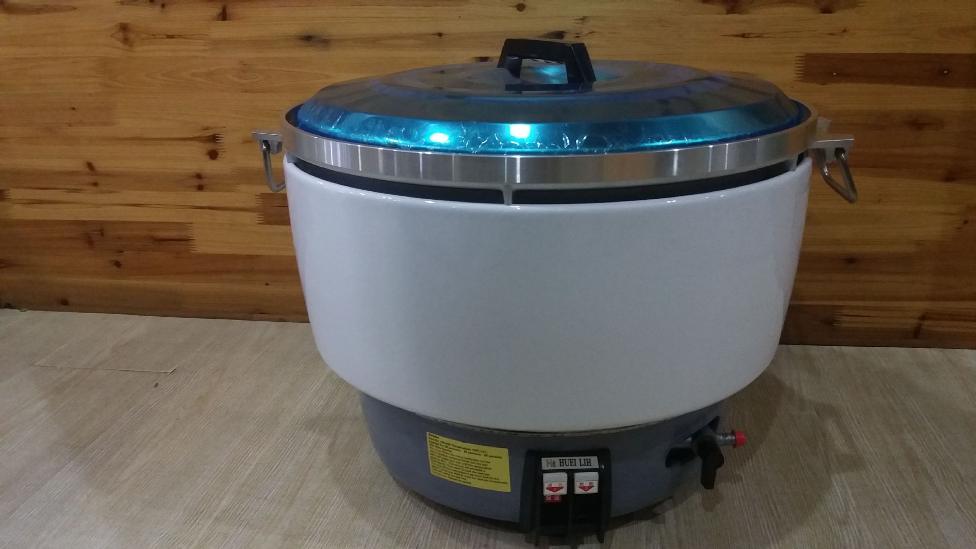 台湾瓦斯饭锅瓦斯蒸饭锅液化气煮饭锅天燃气煮饭锅50人份80人份