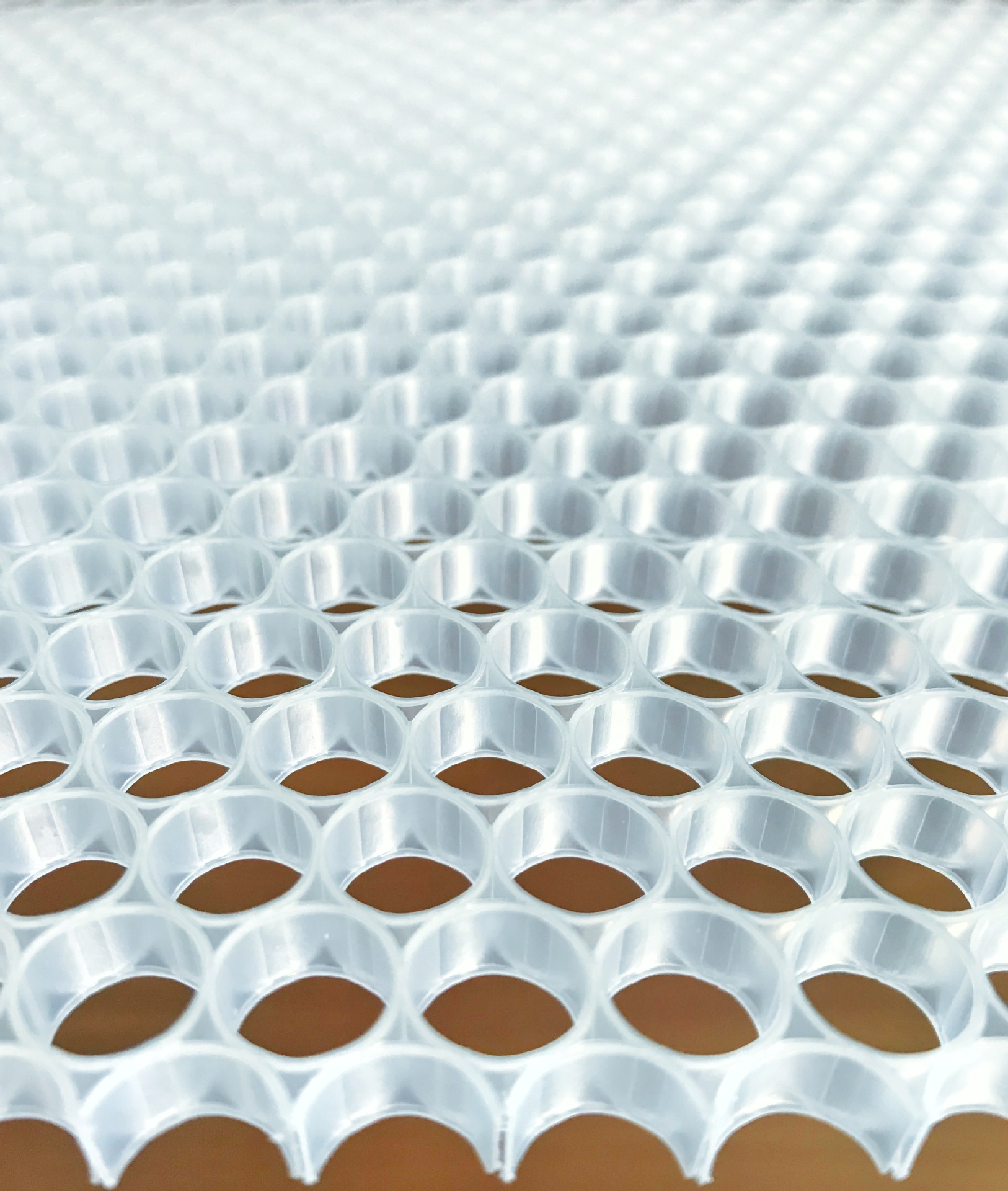 【广州工厂】加工定制小孔6mm加厚pp蜂窝填料 物美价廉 质量过硬