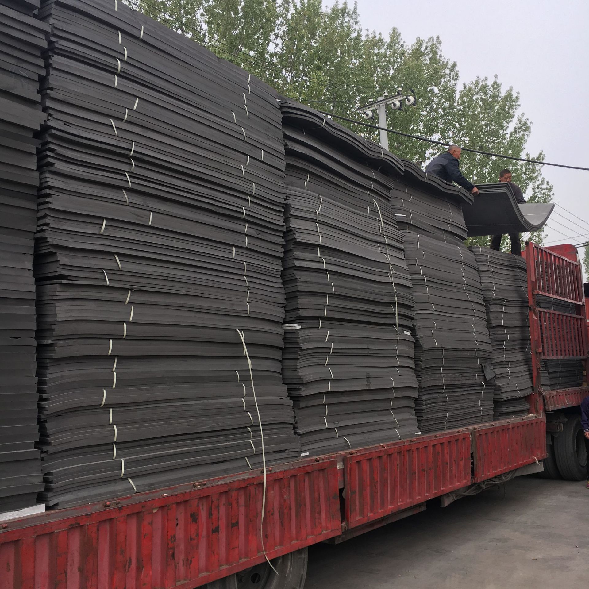 厂家供销l-1100型聚乙烯闭孔泡沫塑料板 低发泡pe板 现货供应