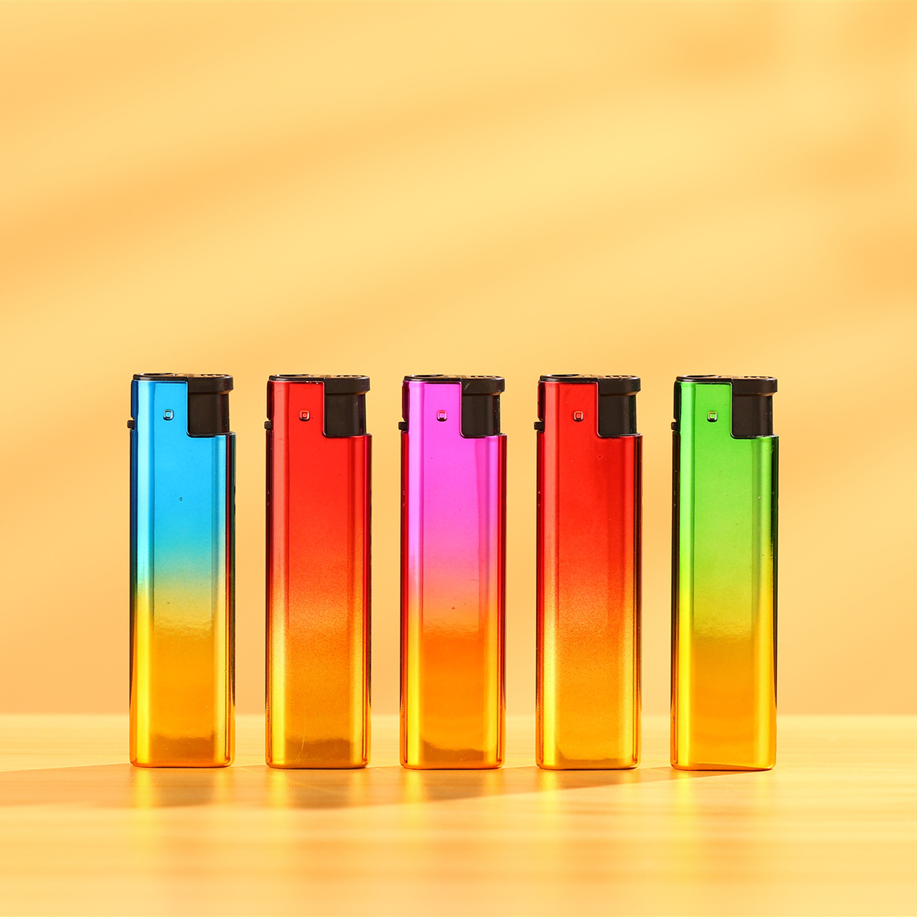 厂家直销豪丰2188金属套壳一次性防风打火机批发 高档创意打火机