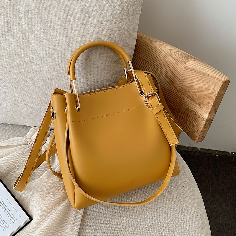 高级感小包包女2021新款简约质感百搭单肩包洋气手提斜挎水桶包