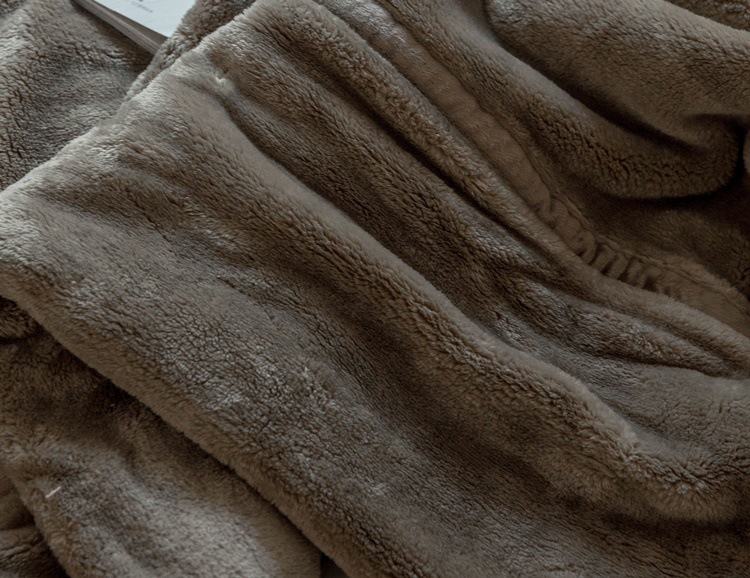 无印新品秋冬加厚法兰绒毛毯双面绒毯婚庆礼品毯单双人学生用纯色