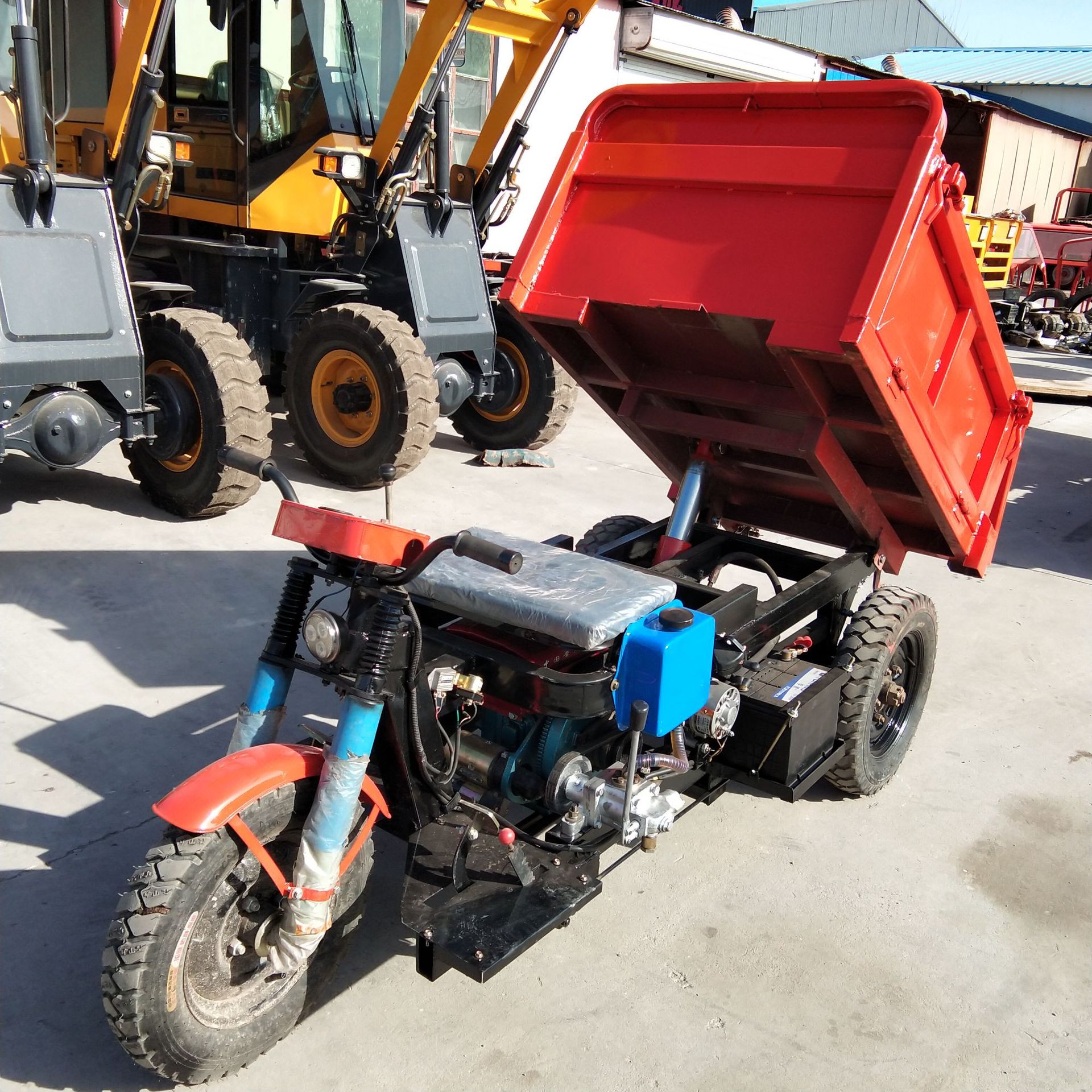 小型柴油三轮车 自卸 家用工程用货物运输车 建筑工地 机动灵活