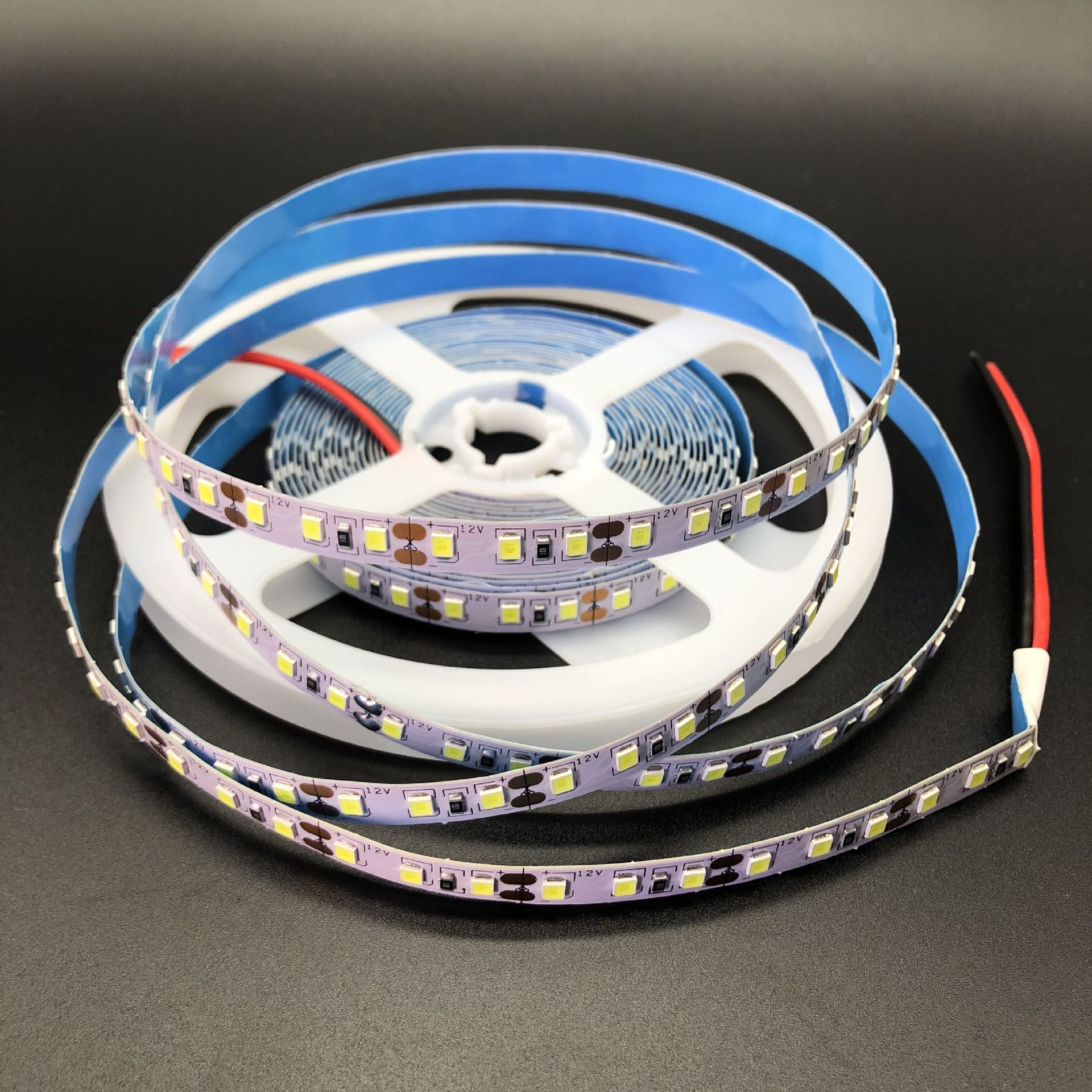 低压2835led灯带12v8mm2835高亮120珠宽度8毫米软灯条超薄-阿里巴巴