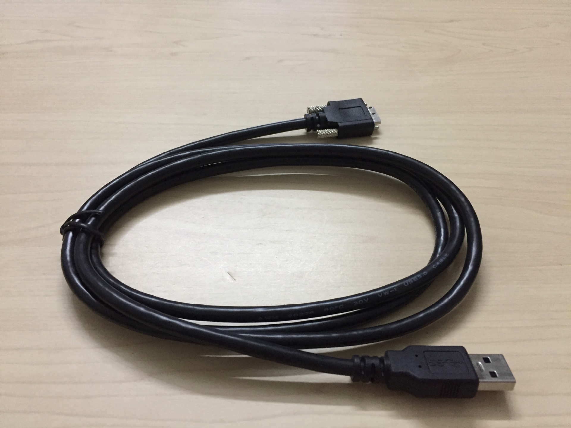 0工业相机线 3.0am 转microb带螺丝固定数据