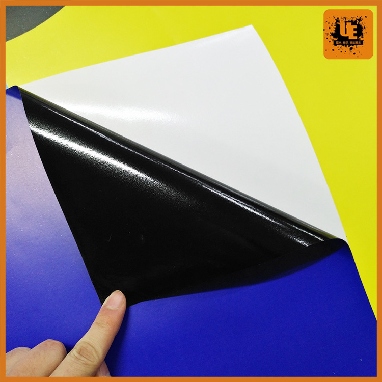 厂家直销 高清写真打印户外黑胶车贴 防水防晒联系客服可更改款式