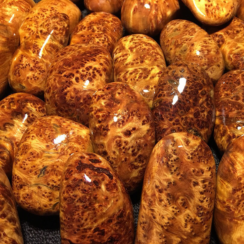 崖柏满留疤手把件随型实木把件木质工艺品崖柏陈化把件木制品