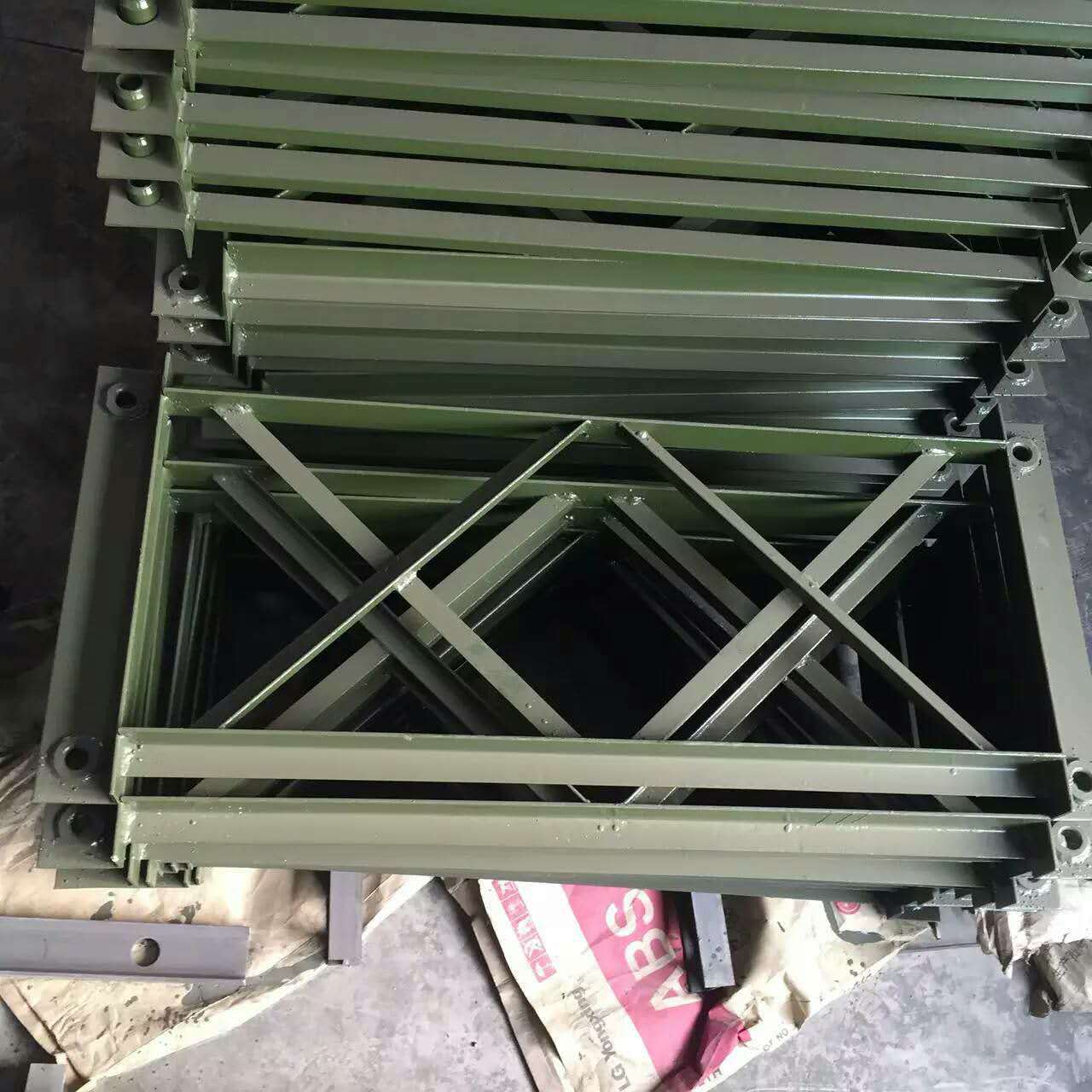 厂家批发 贝雷片321型贝雷架花窗贝雷架贝雷桥 配件 可定制