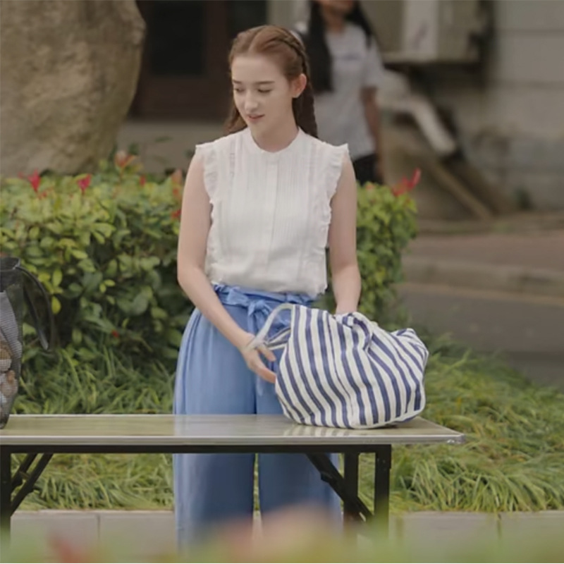 19夏新款浅情人不知郑叮叮康宁同款白色荷叶边衬衫绑带蓝色阔腿裤