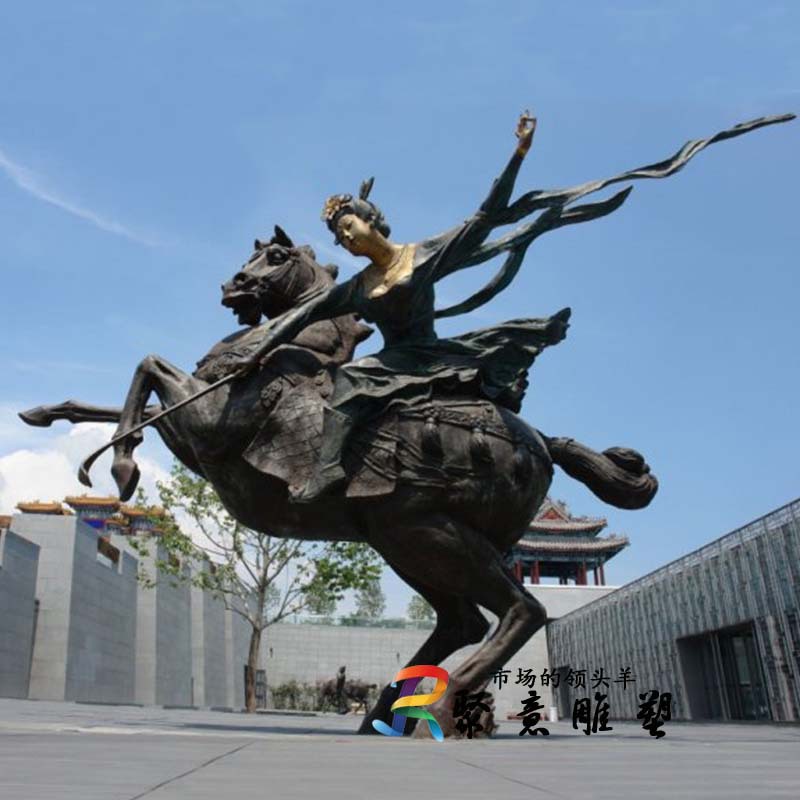 铸铜玻璃钢仿铜唐代侍女美女打马球运动人物雕塑户外广场景观摆件