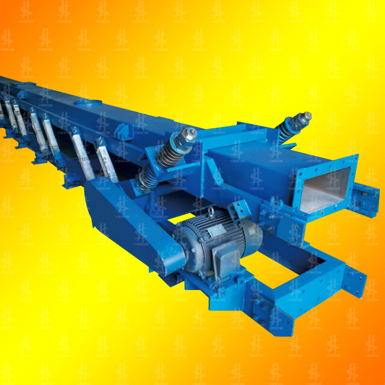 长距离摆杆输送机,采用连杆摆动,可输送高温物料,稳定性高