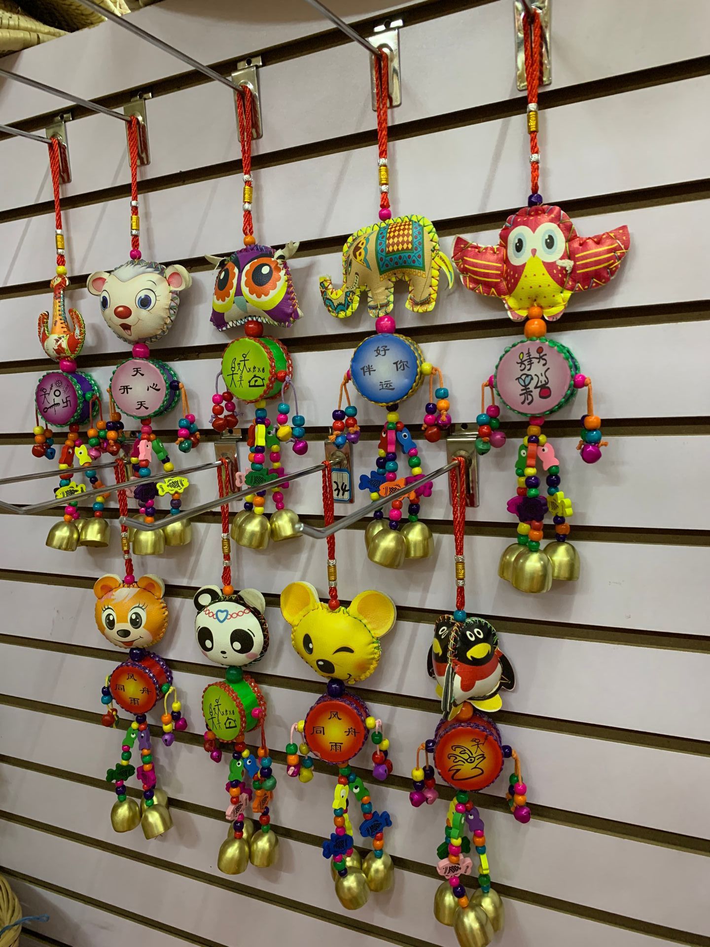 民族特色工艺品纪念品云南东巴风铃挂件 皮卡通闪光小鼓三铃