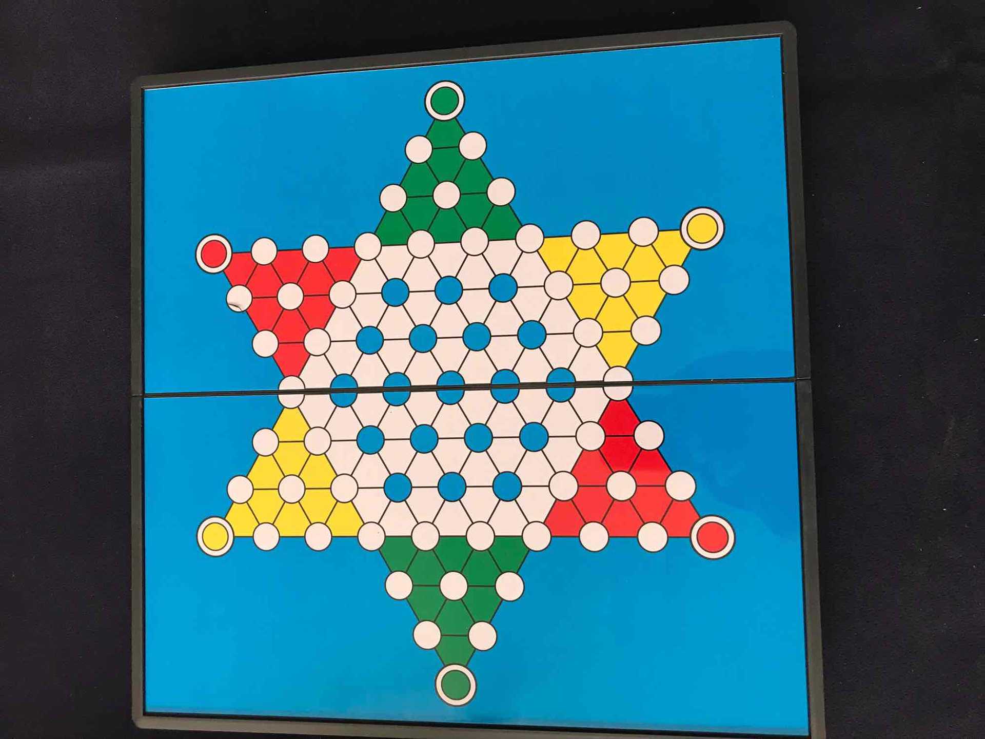 哥俩好中大号磁性跳棋3色30颗棋子 折叠棋盘方便携带