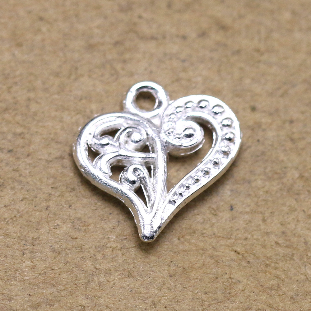 diy饰品配件 复古锌合金时尚桃心镂空心项链女孩心形吊坠厂家批发